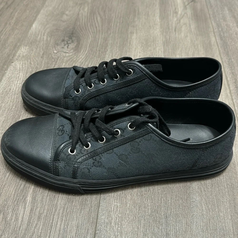 Men’s Gucci sneakers